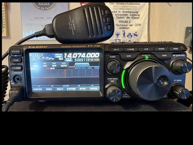 Yaesu FT-710 im sehr gutem Zustand