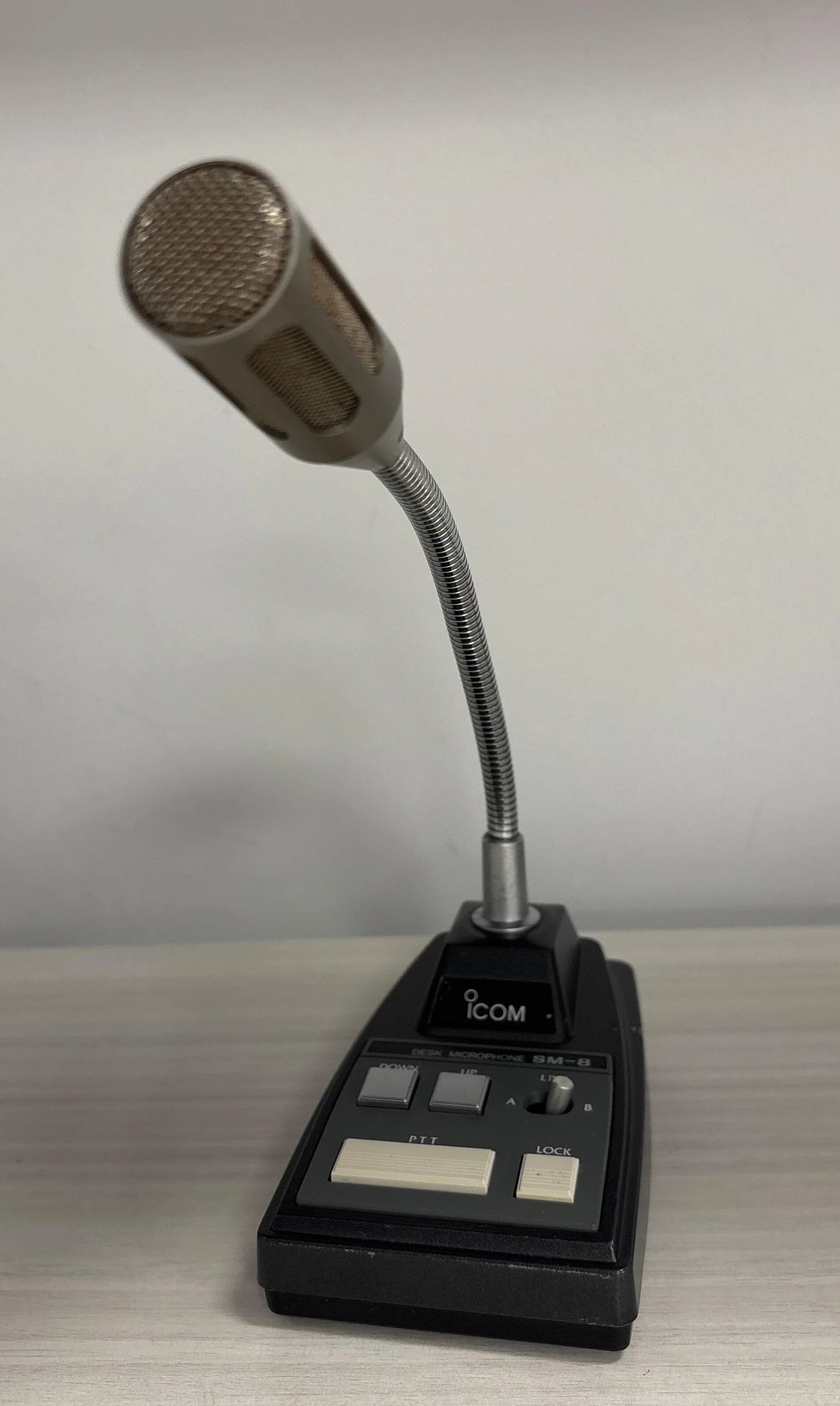 Recherche microphone ICOM SM-8