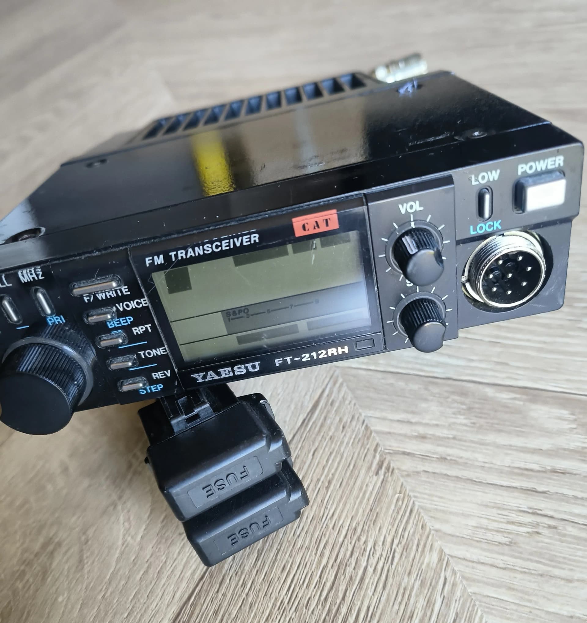 YAESU FT 212RH